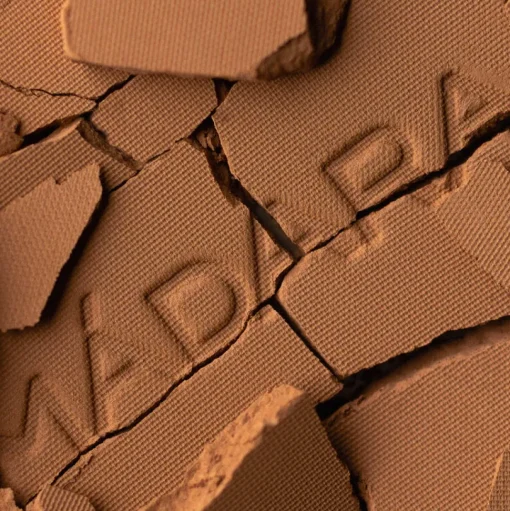 Air Equal Soft Silk Mineral Powder | Madara