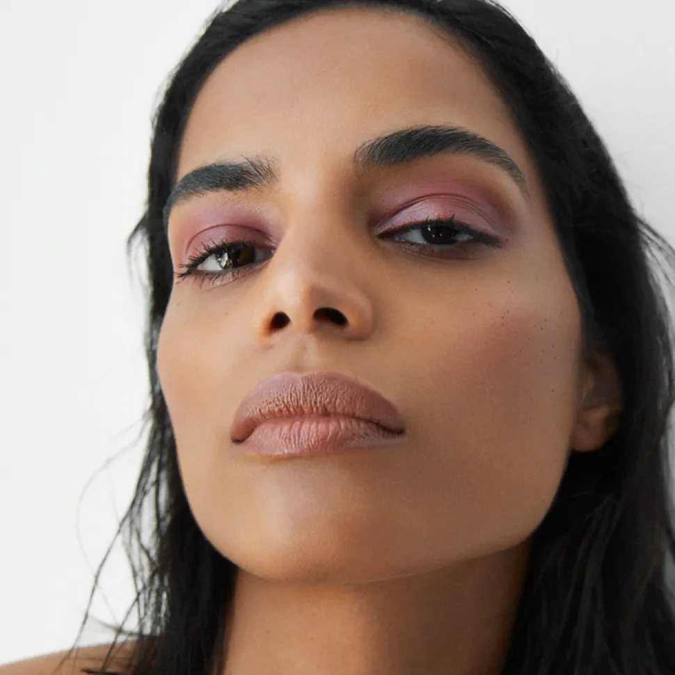 All Over Colour - DIANTHUS- MANASI 7 - Cream Blush für Lippen-, Wangen und Augenlider