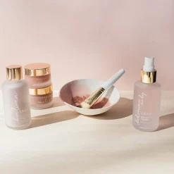 Bohemian Ruby Toning Mist - Feuchtigkeit ausgleichender Gesichtstoner für trockene und empfindliche Haut