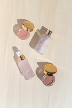 Bohemian Ruby Toning Mist - Feuchtigkeit ausgleichender Gesichtstoner für trockene und empfindliche Haut