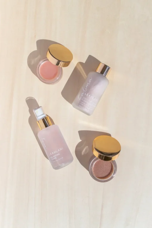 Bohemian Ruby Toning Mist - Feuchtigkeit ausgleichender Gesichtstoner für trockene und empfindliche Haut