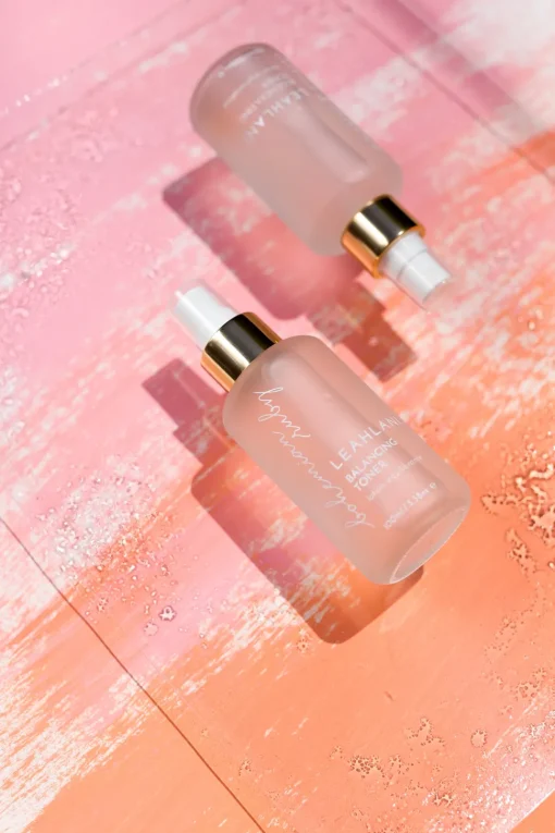 Bohemian Ruby Toning Mist - Feuchtigkeit ausgleichender Gesichtstoner für trockene und empfindliche Haut