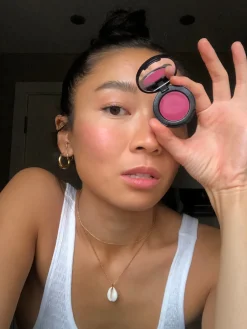 Cremiger Blush in intensiven Farben