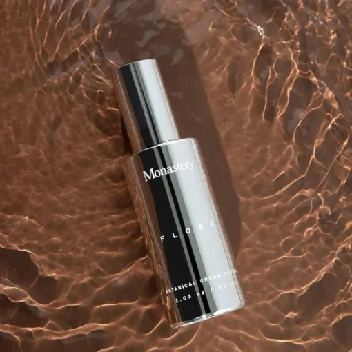 FLORA - Botanical Cream Serum mit Hyaluronsäure & Phytosterolen